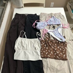 Teenager clothing bundle(fits small)
